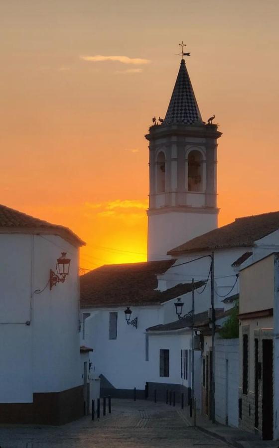 Alojamiento Mª Carmen El Real de la Jara ภายนอก รูปภาพ